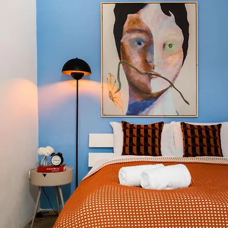 Art Lovers Loft-garden View 3br 2ba Gem *