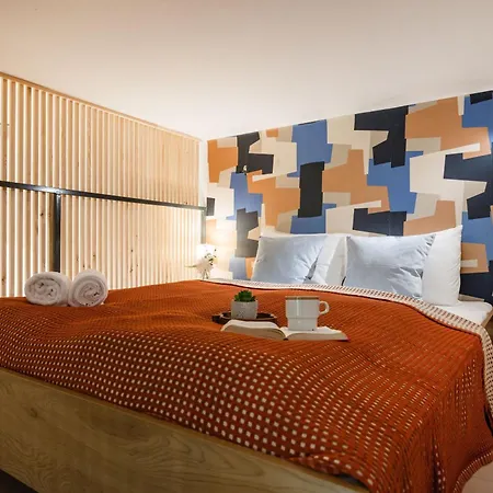 アパート Art Lovers Loft-garden View 3br 2ba Gem *