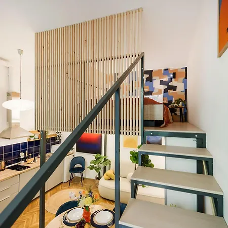 アパート Art Lovers Loft-garden View 3br 2ba Gem ブダペスト